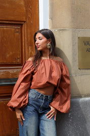 Off Shoulder Blouse Pofmouwen Bruin