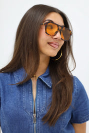 rosie zonnebril oranje trendy statement dames bril merk see you ladylike fashion