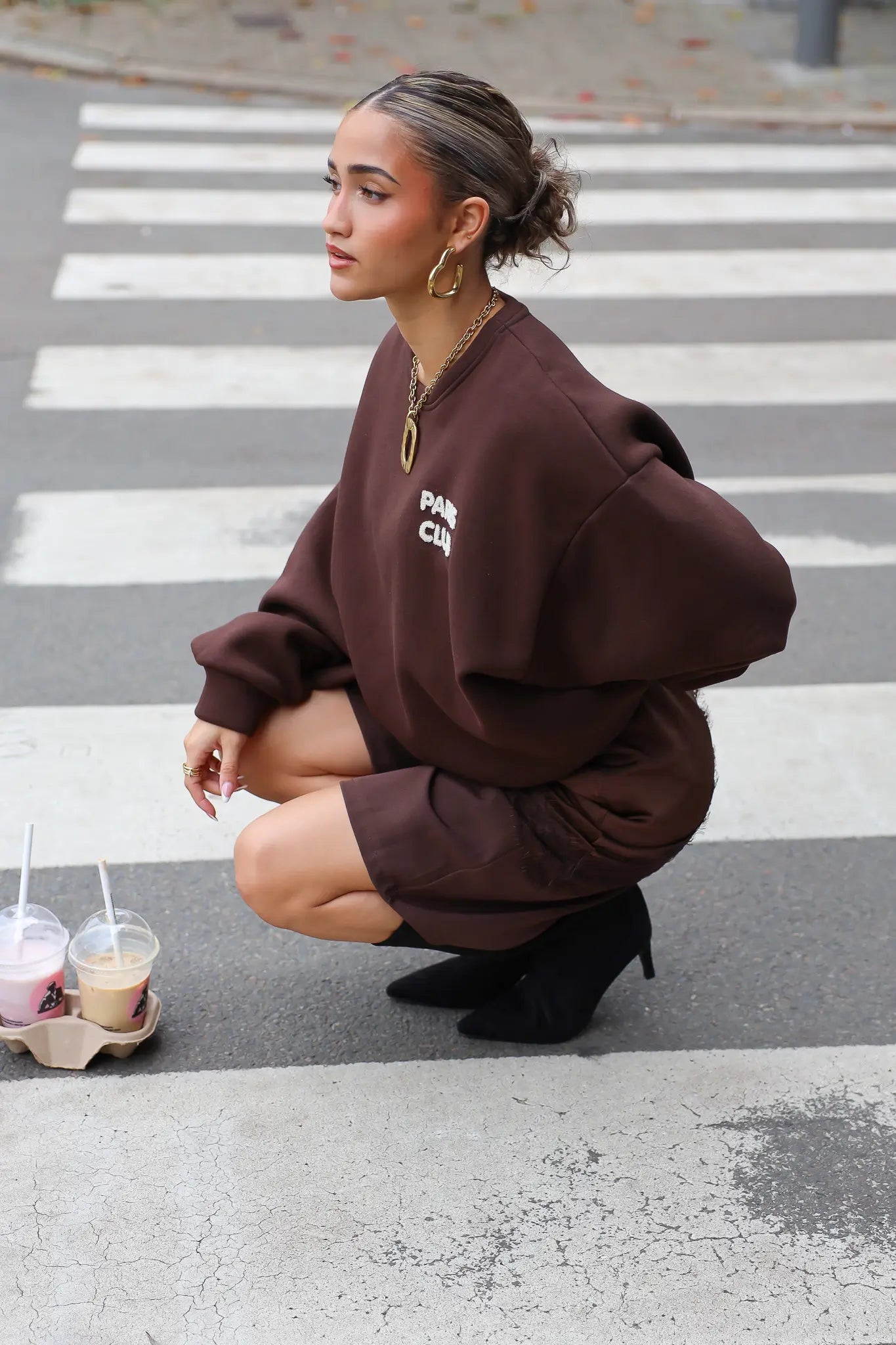 Sweater Paris Club Bruin