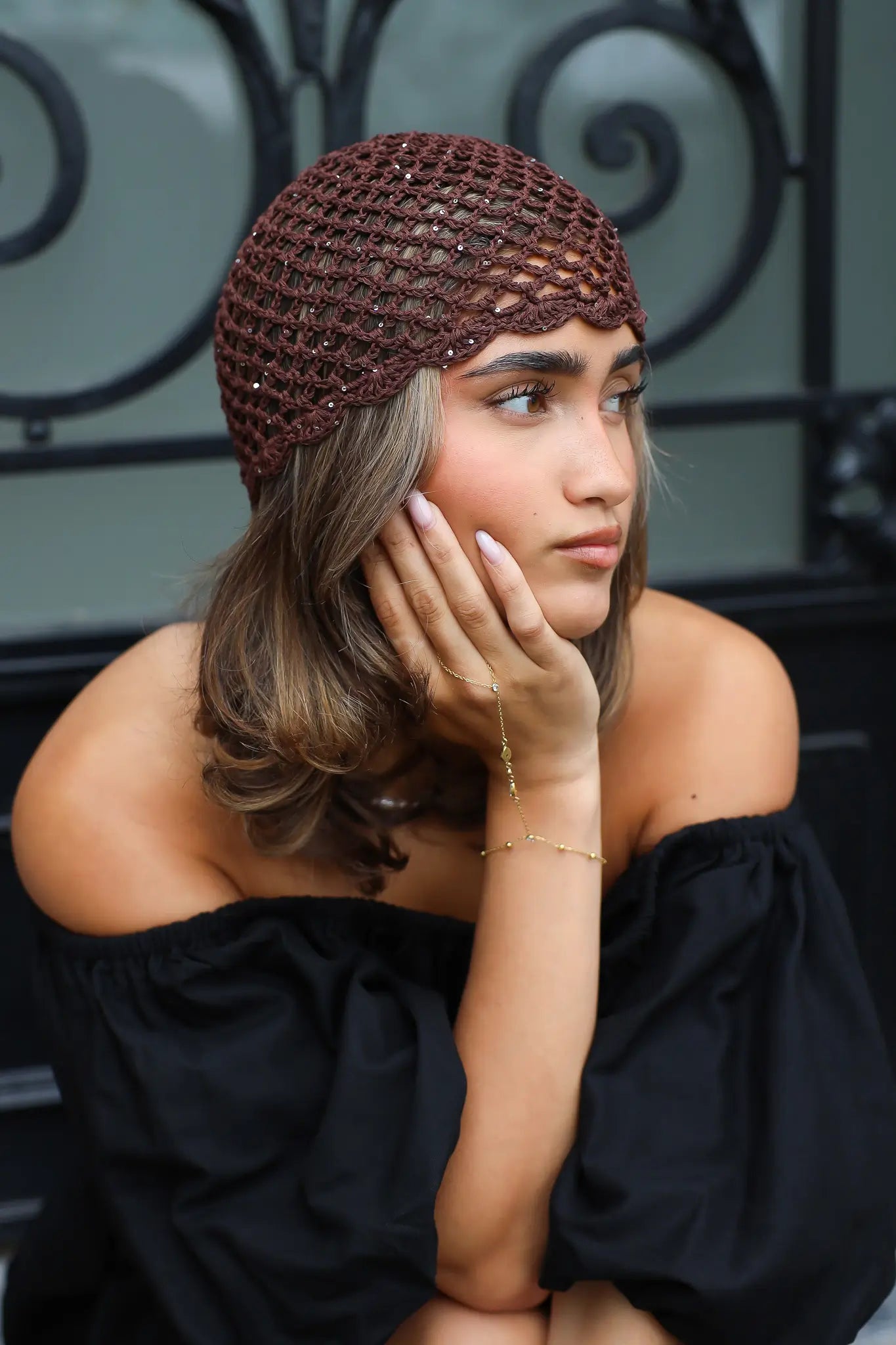 Crochet Muts Donker Bruin