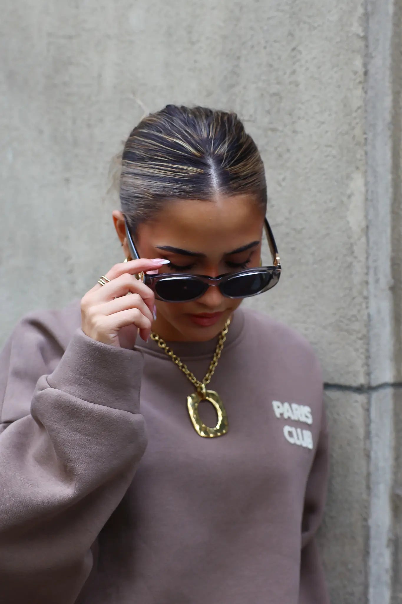 Nikki Zonnebril Grijs