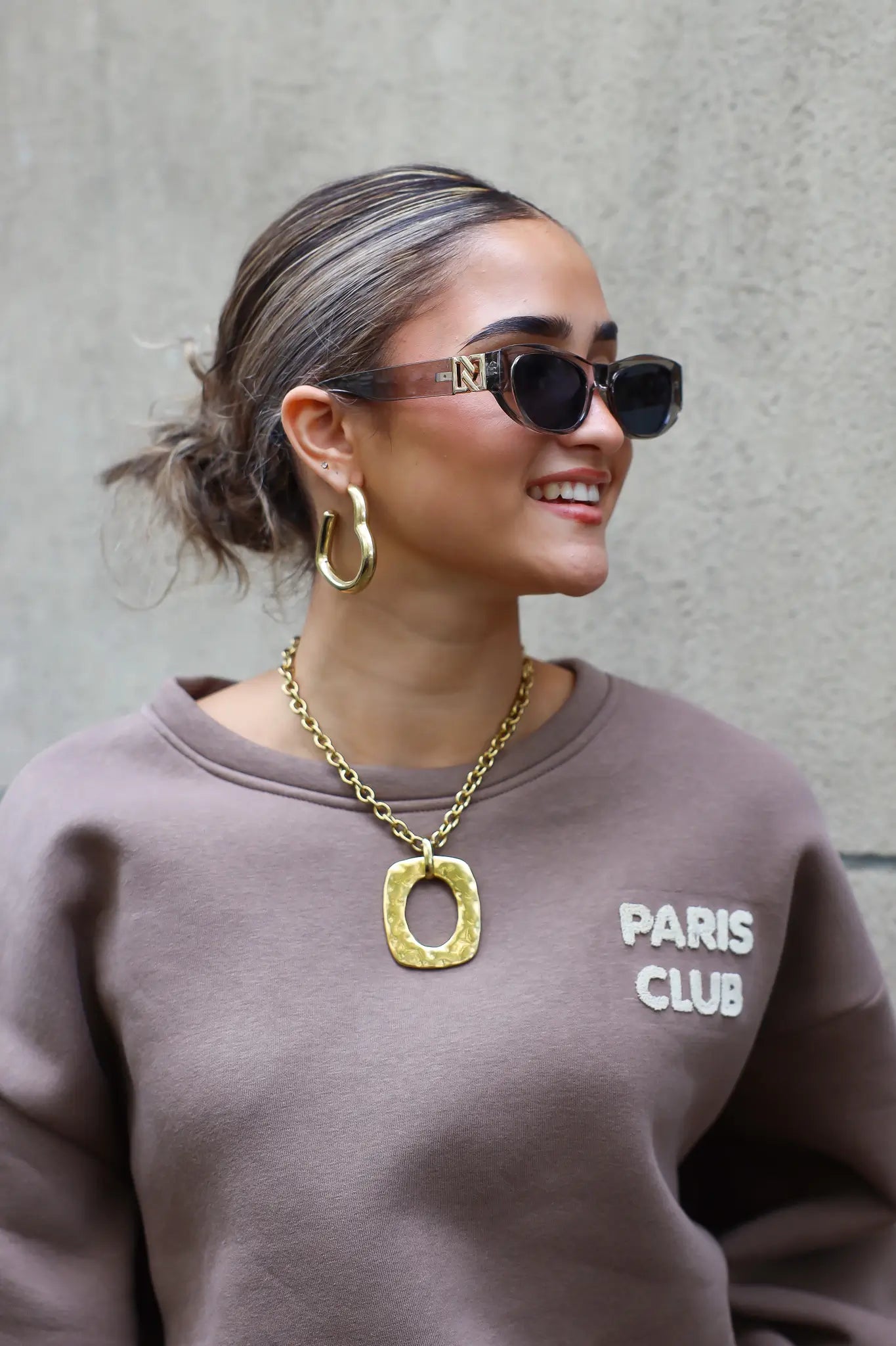 Nikki Zonnebril Grijs