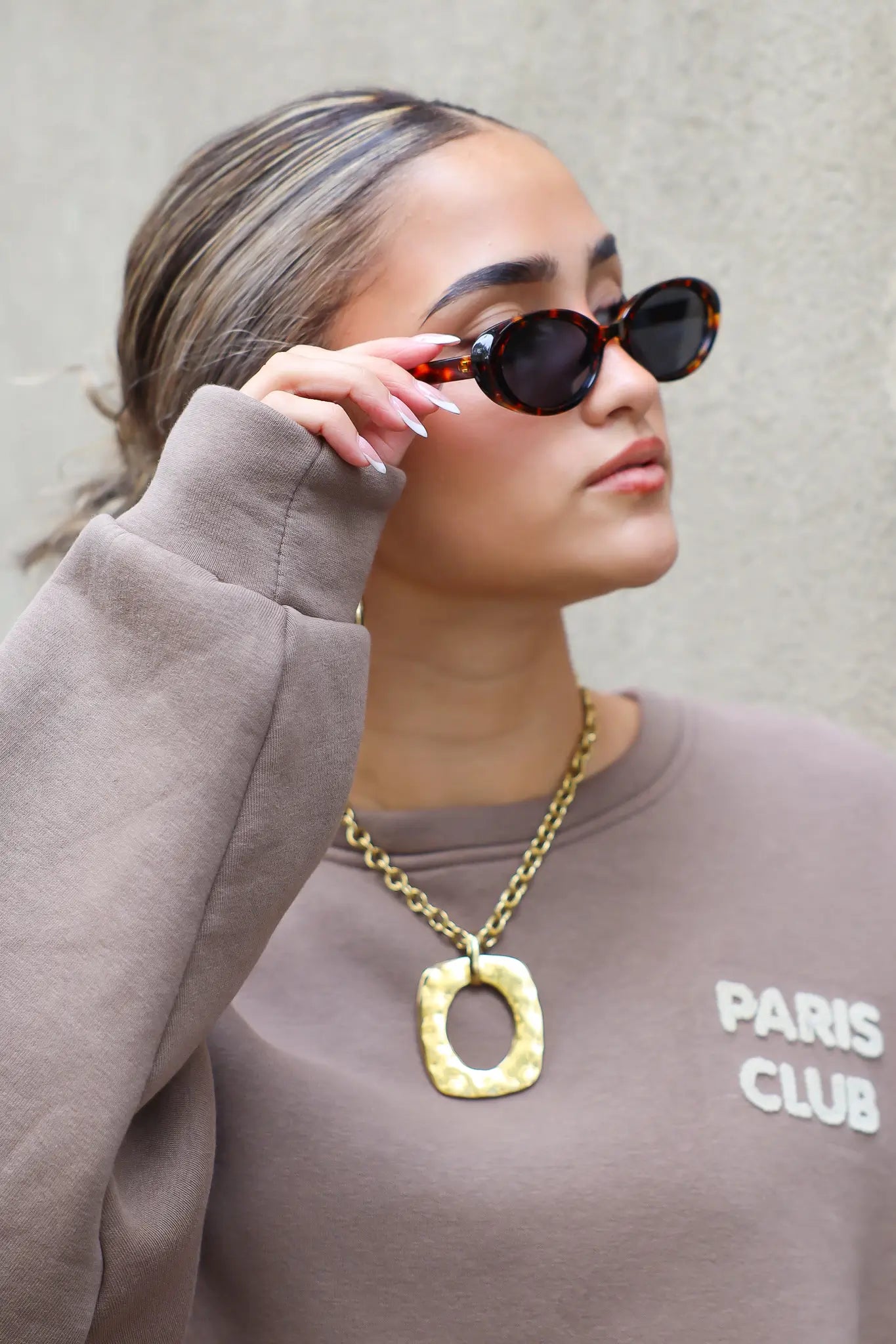 Yuna Zonnebril Bruin