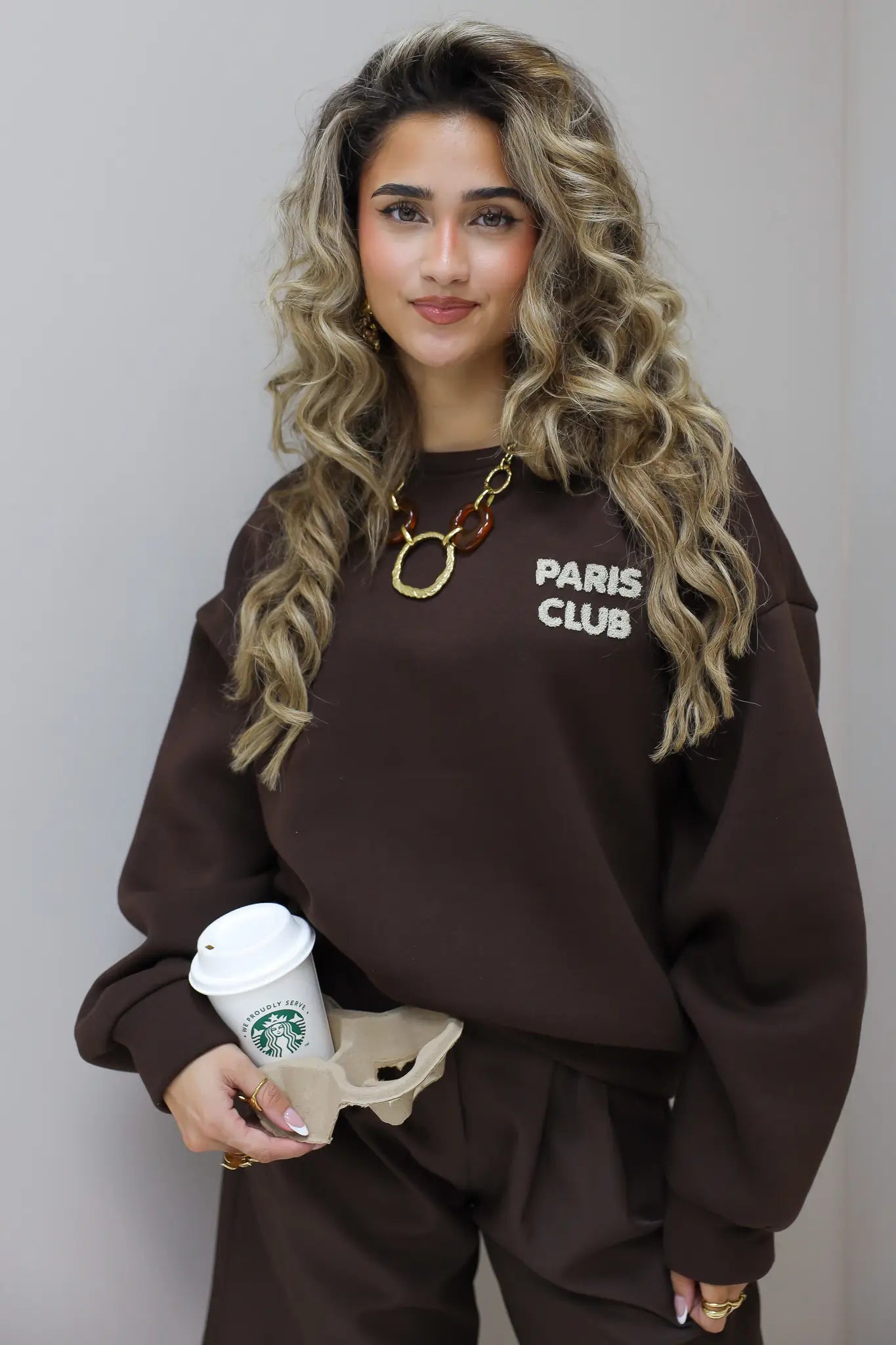 Sweater Paris Club Bruin