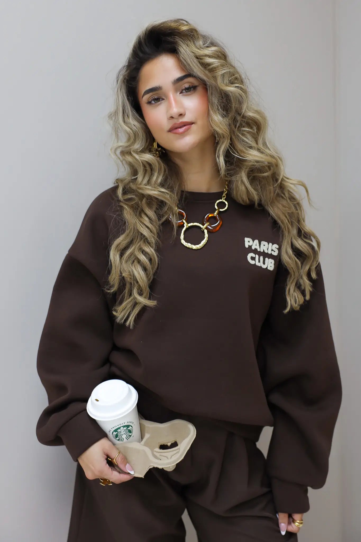 Sweater Paris Club Bruin