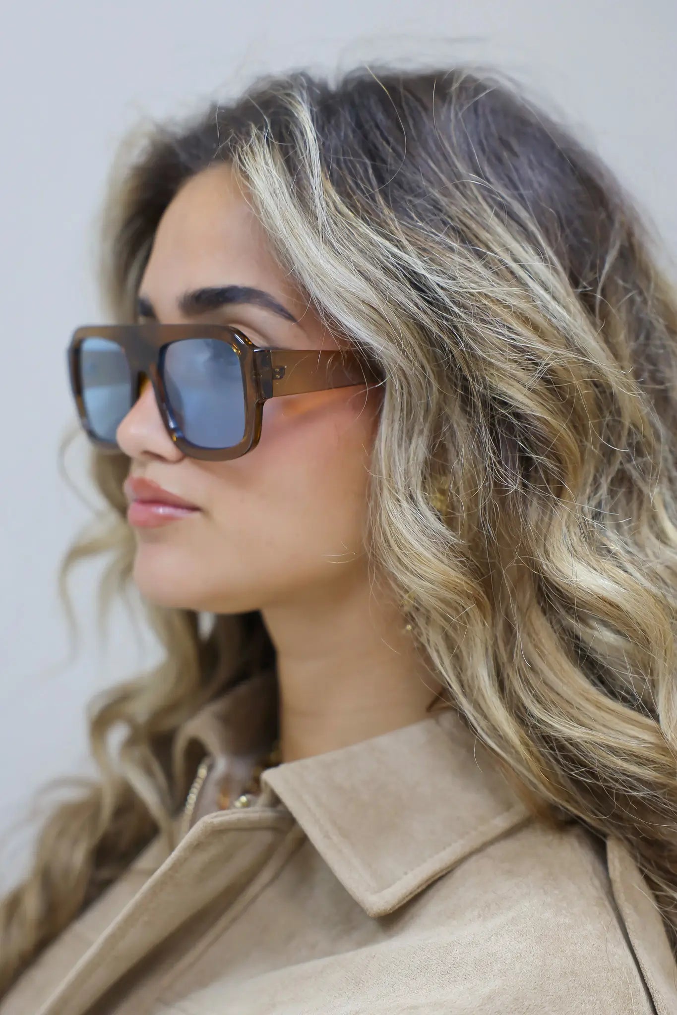 Abbey Zonnebril Licht Bruin/Blauw