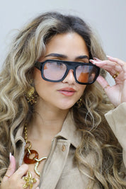 Abbey Zonnebril Zwart/Roze