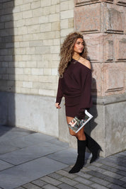 Jurk Off Shoulder Donker Bruin