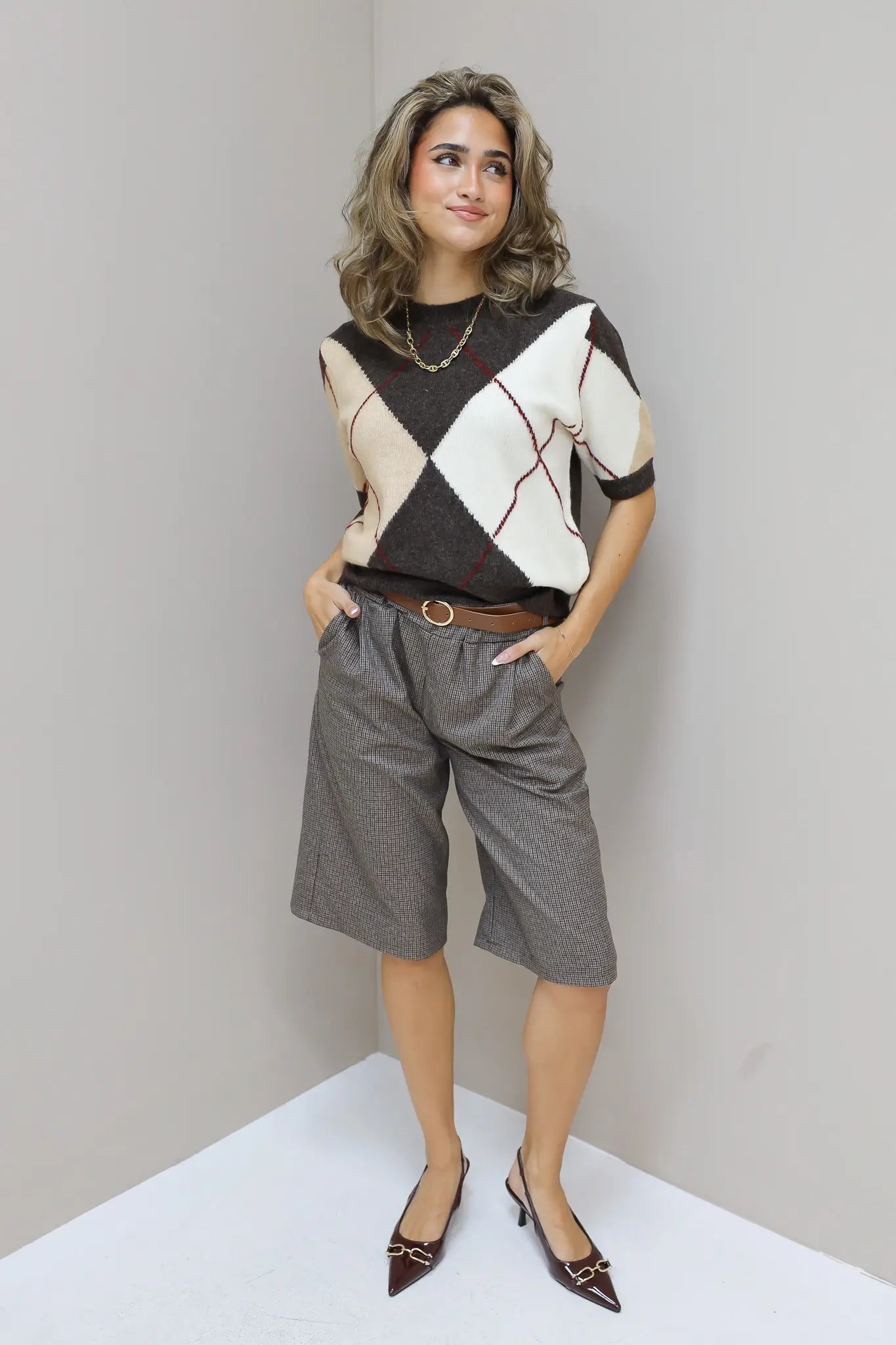 Bermuda Ruit Print Bruin