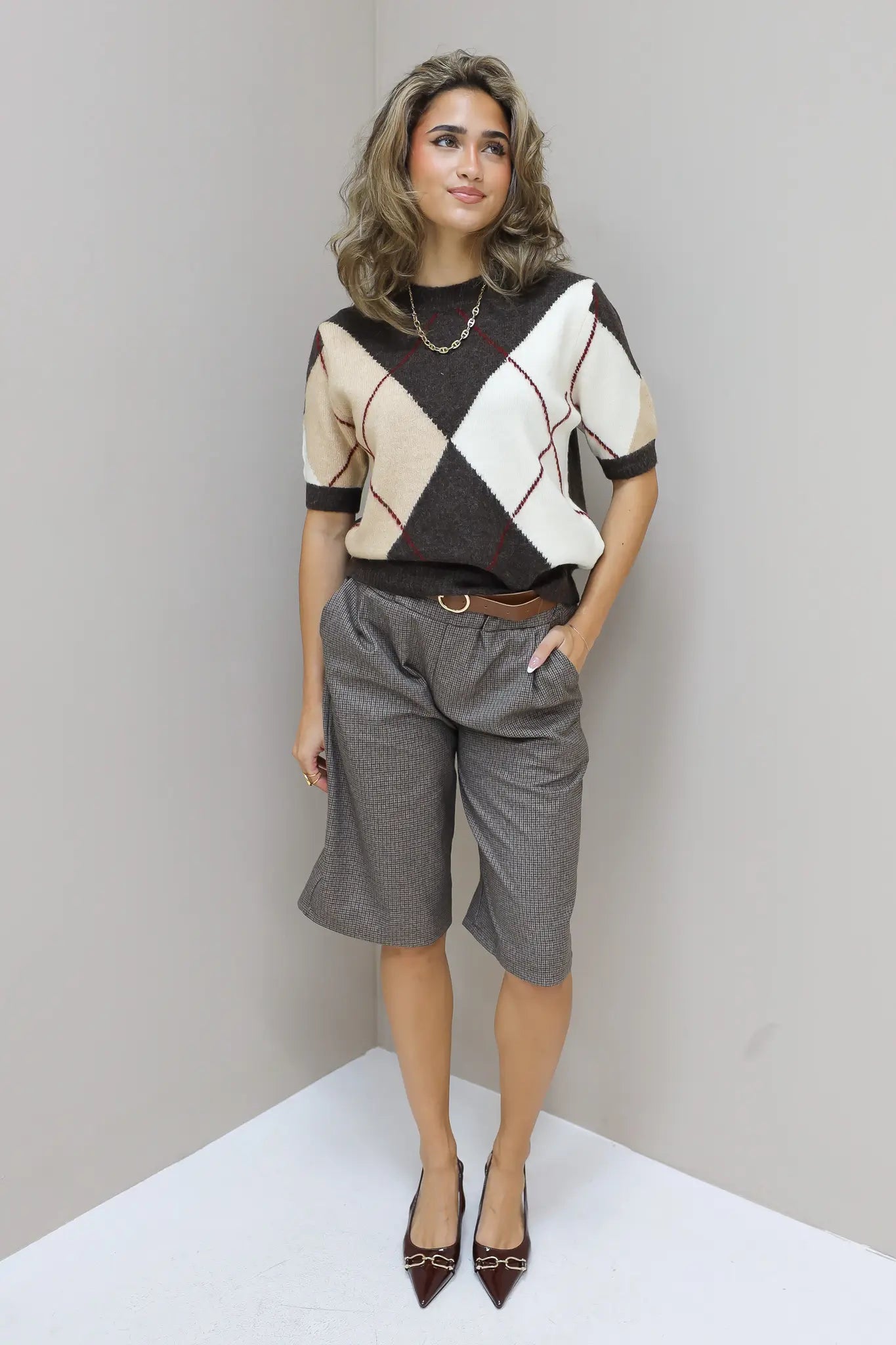 Bermuda Ruit Print Bruin