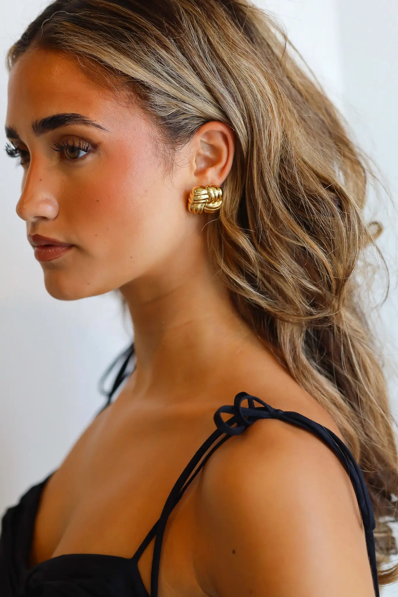 Oorbellen Nora Knot Goud