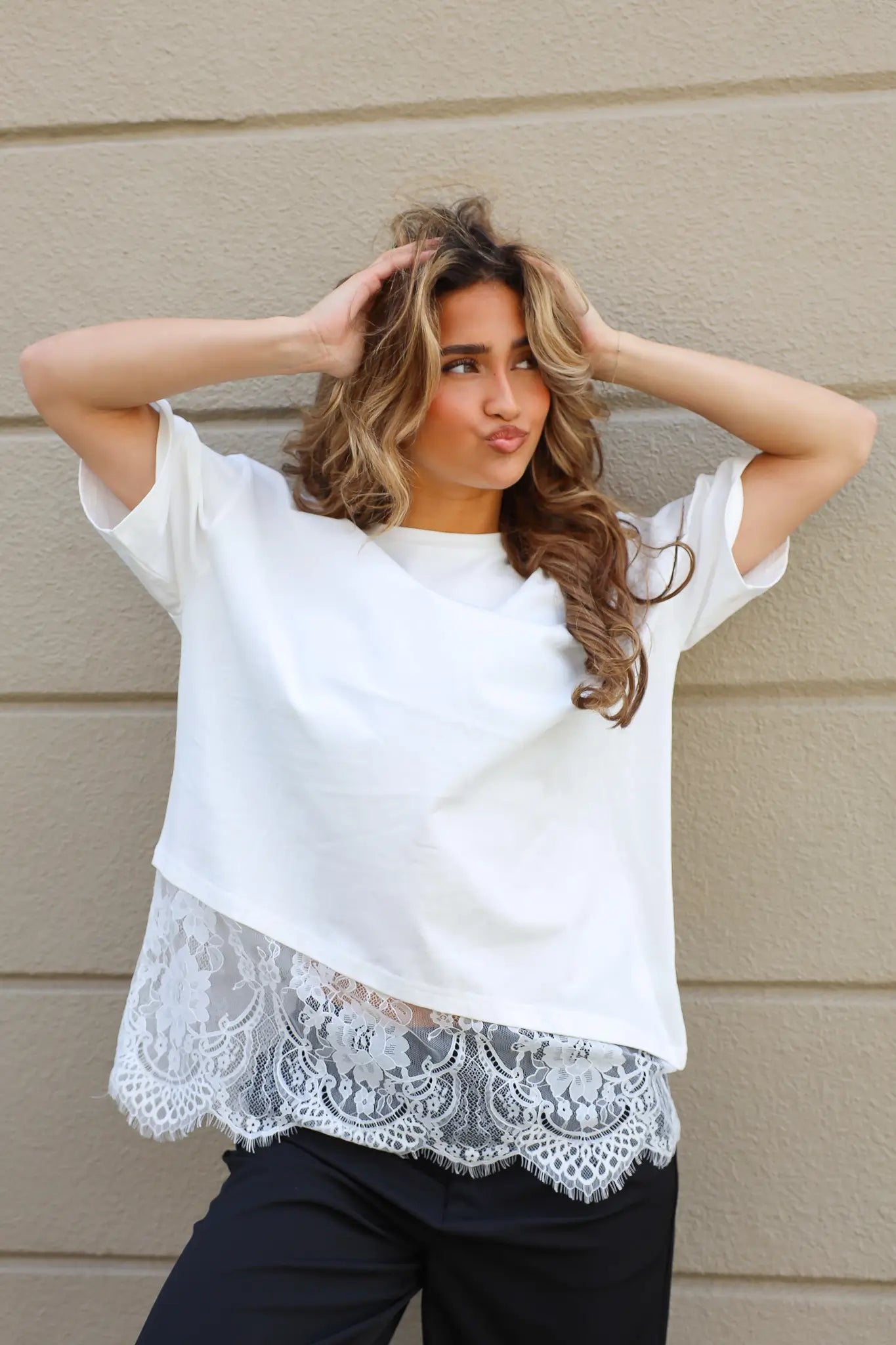 T-Shirt Asymmetrisch Kant Wit