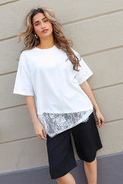 T-Shirt Asymmetrisch Kant Wit