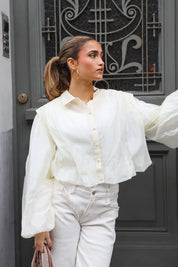 Korte Blouse Pof Mouwen Creme