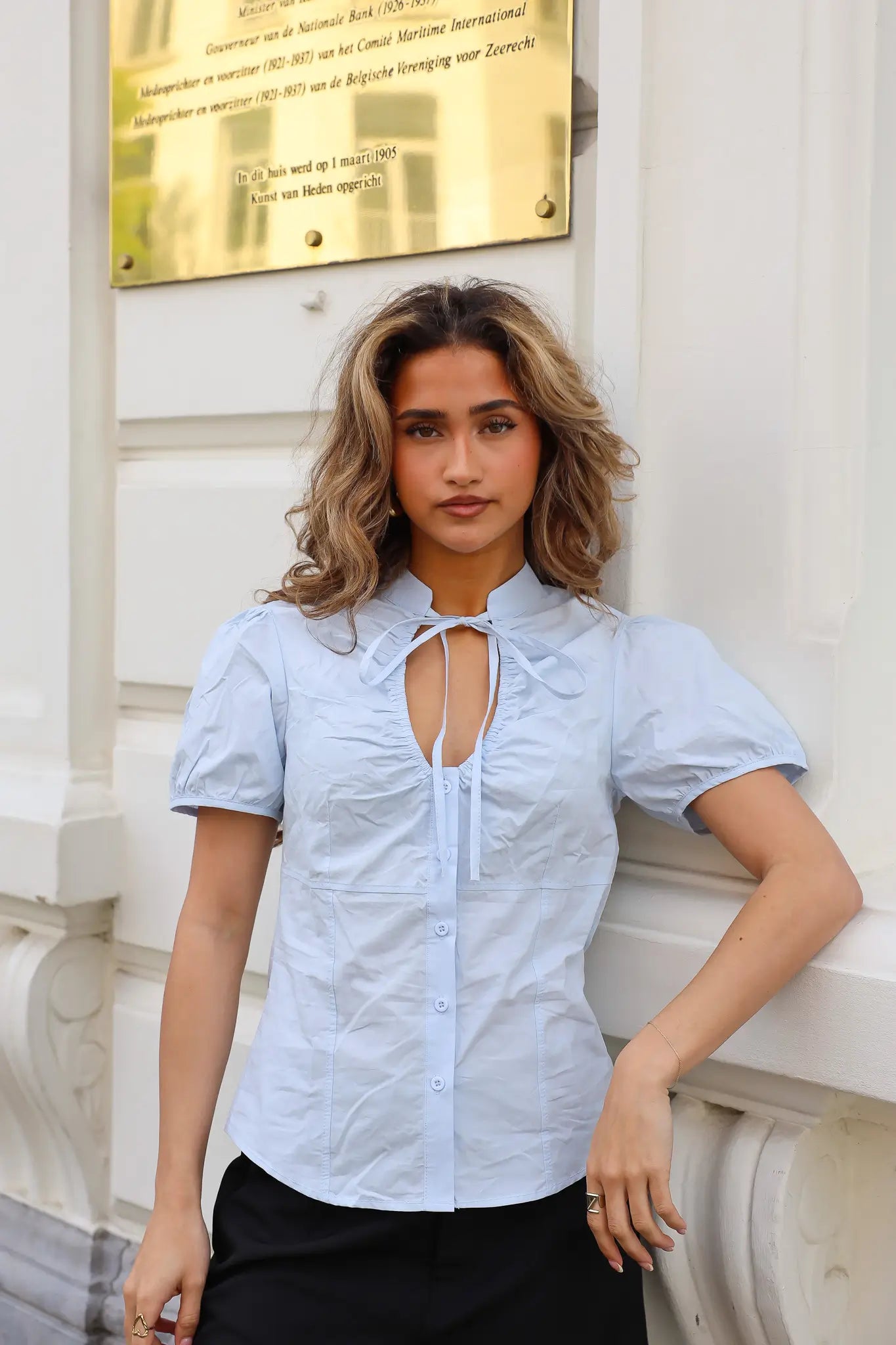 Blouse Knoopjes Pofmouw Blauw