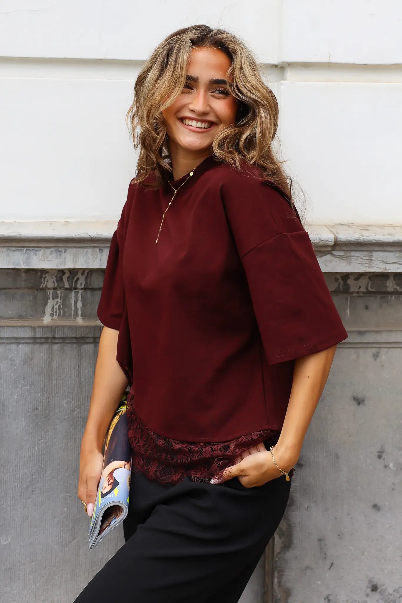 T-Shirt Asymmetrisch Kant Bordeaux