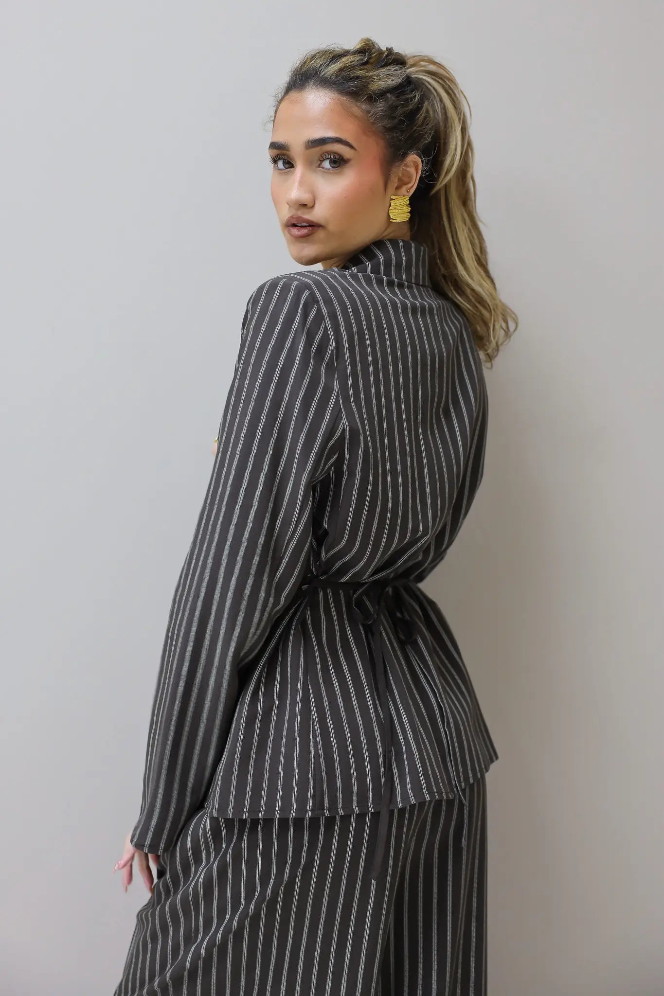 Getailleerde Blouse Gestreept Bruin