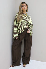 Pantalon High Waist Plooi Effect Bruin