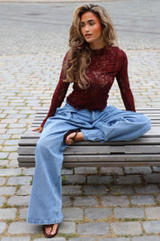 Top Kant Flared Mouwen Bordeaux