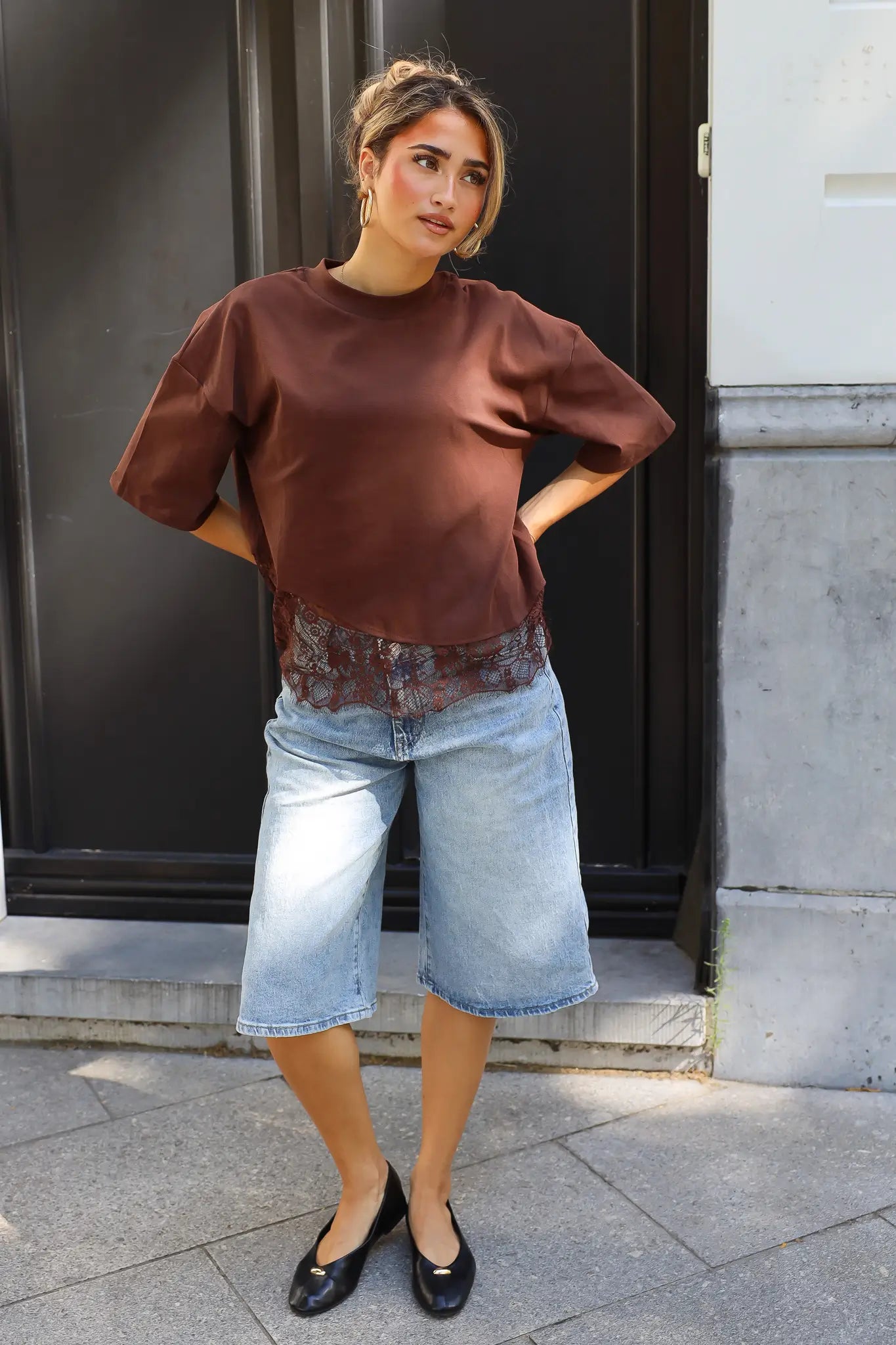 T-Shirt Asymmetrisch Kant Bruin