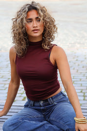Mouwloze Top Opstaande Hals Bordeaux
