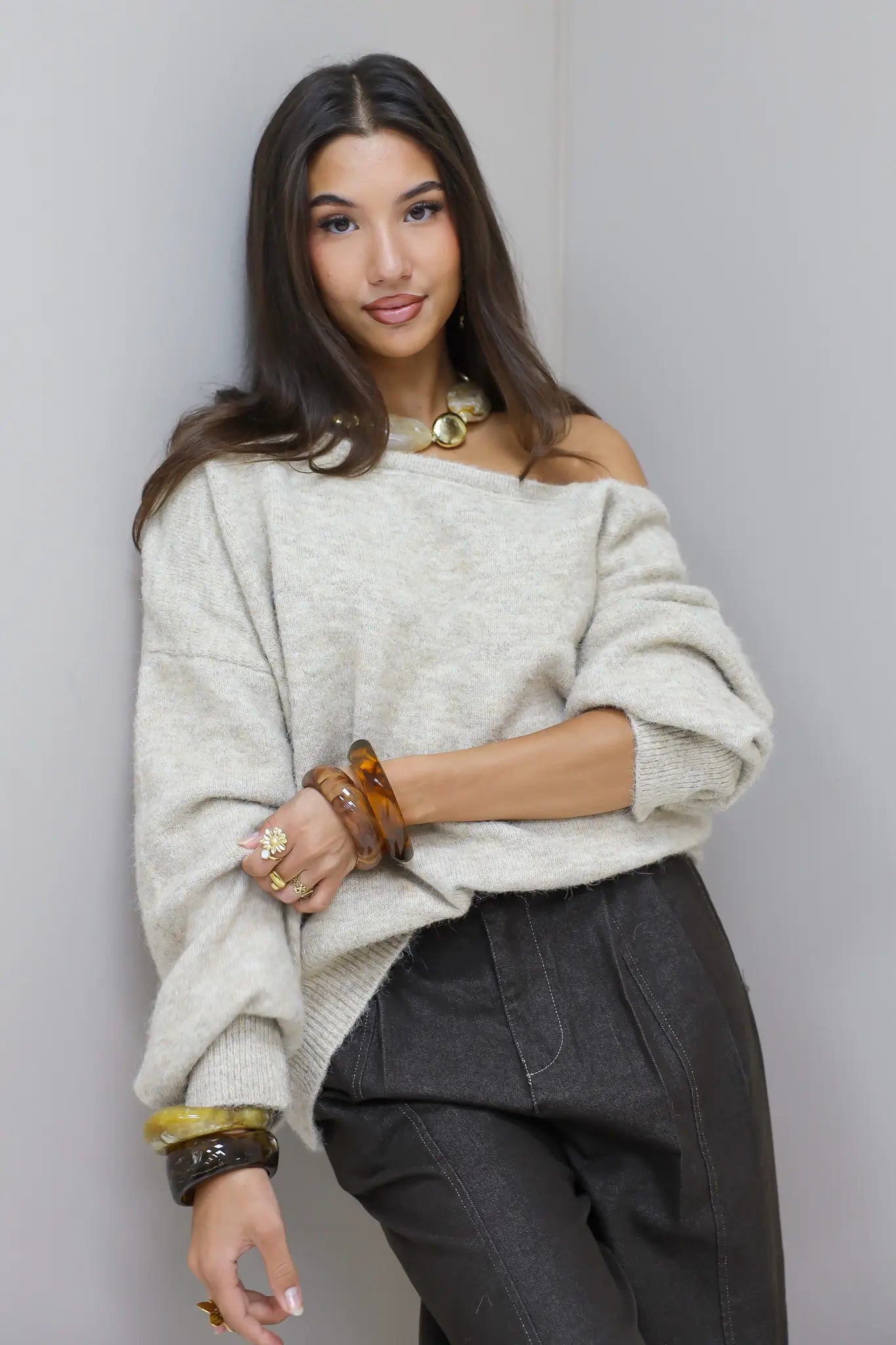 Trui One Shoulder Beige