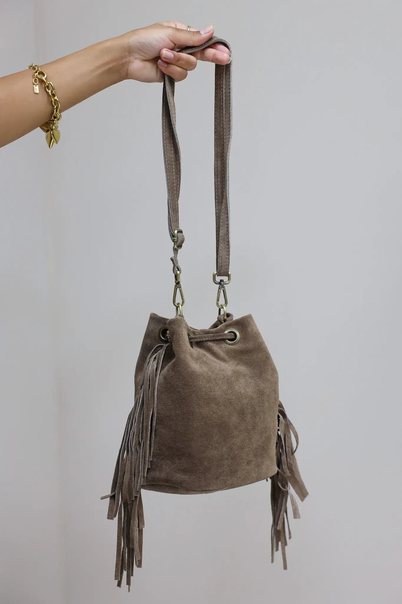 Hazel Suede Crossbody Tas Taupe