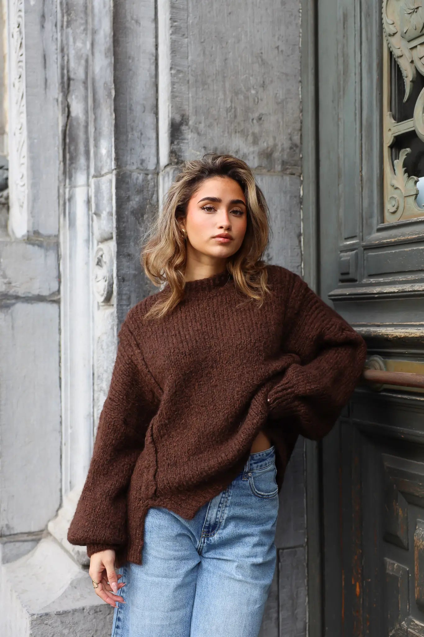 Oversized Trui Bruin