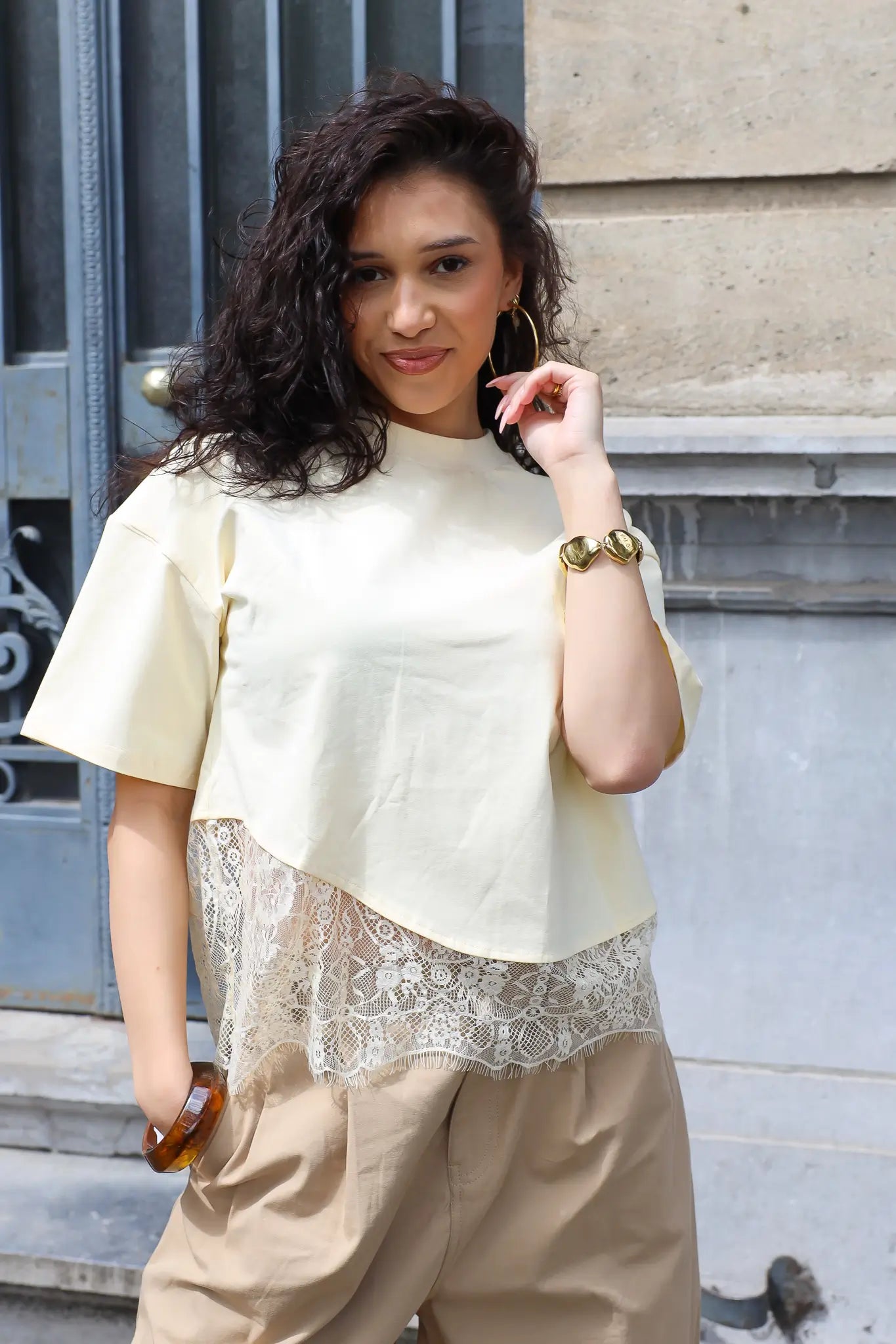 T-Shirt Asymmetrisch Kant Geel