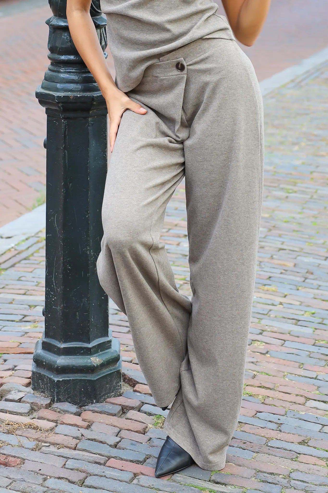 Pantalon Asymmetrisch Taupe