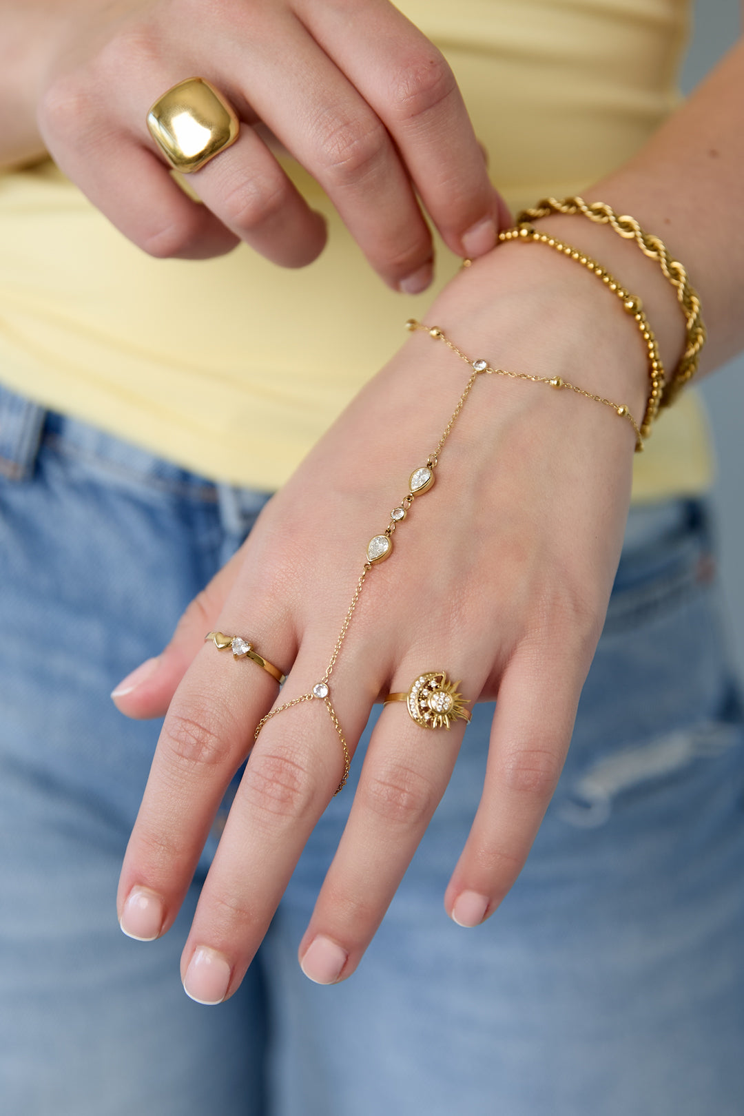 Hand Chain Steentjes Goud