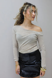 Asymmetrische top lange mouwen camel t shirt one shoulder Ladylike Fashion