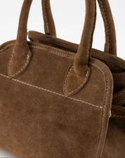 Baby merlot suede schoudertassen taupe leren dames tas