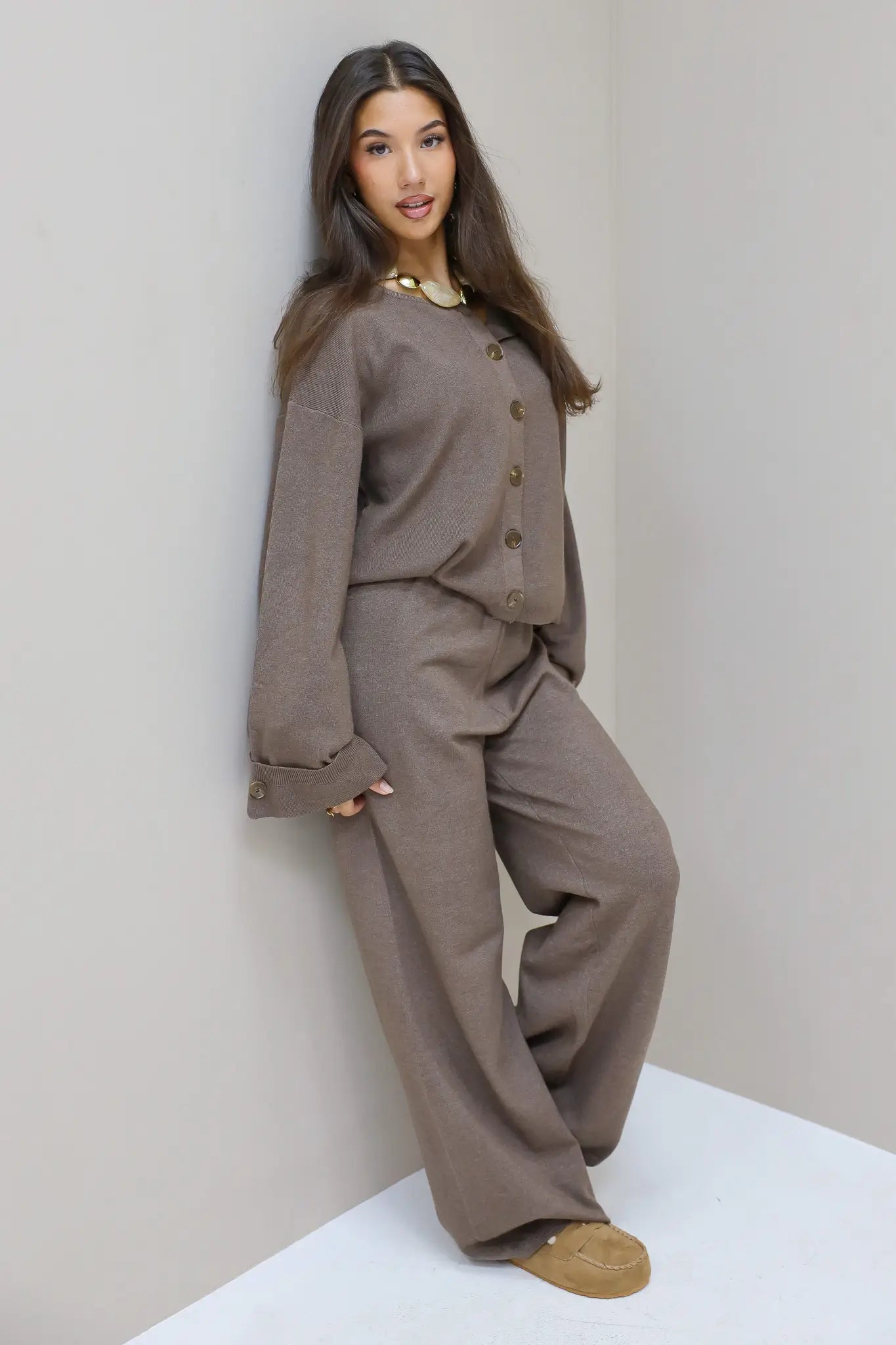 Gebreide pantalon bruin elastiek taille basic lounge broek set