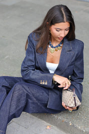 Getailleerde denim blazer donkerblauw met gouden knopen