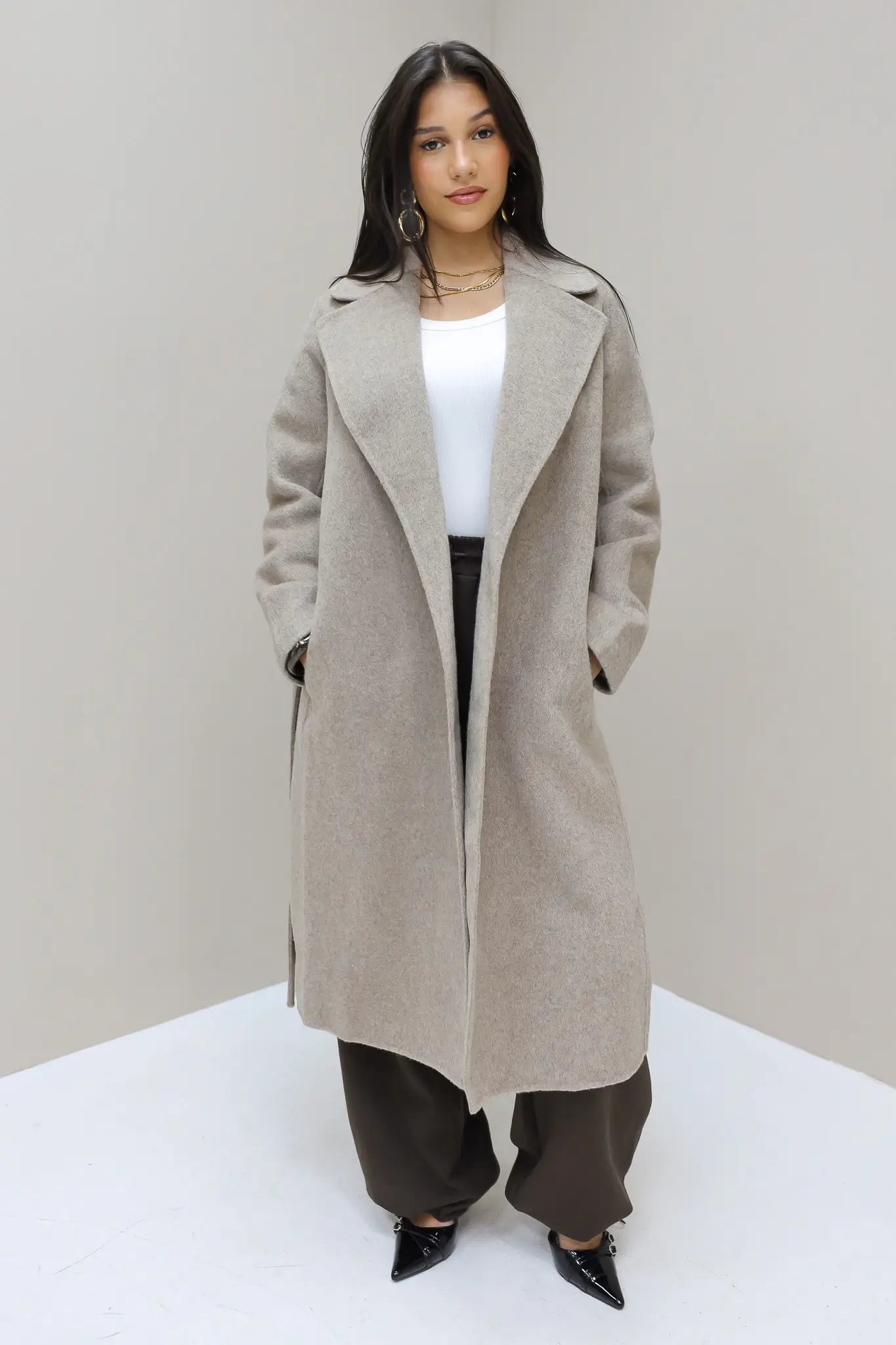 Lange jas wol taupe maxi dames wollen jas Ladylike