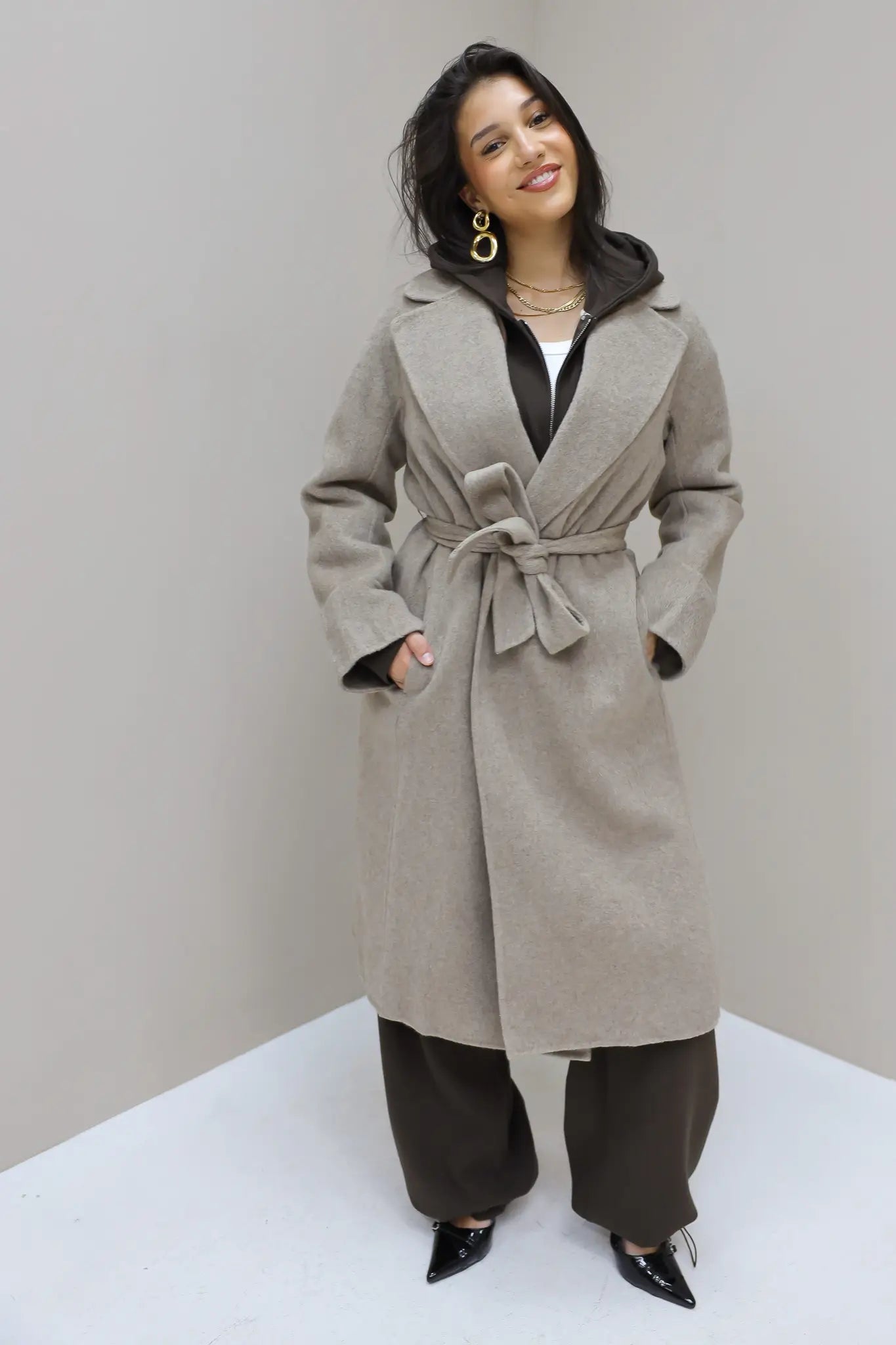 Lange jas wol taupe maxi dames wollen jas Ladylike