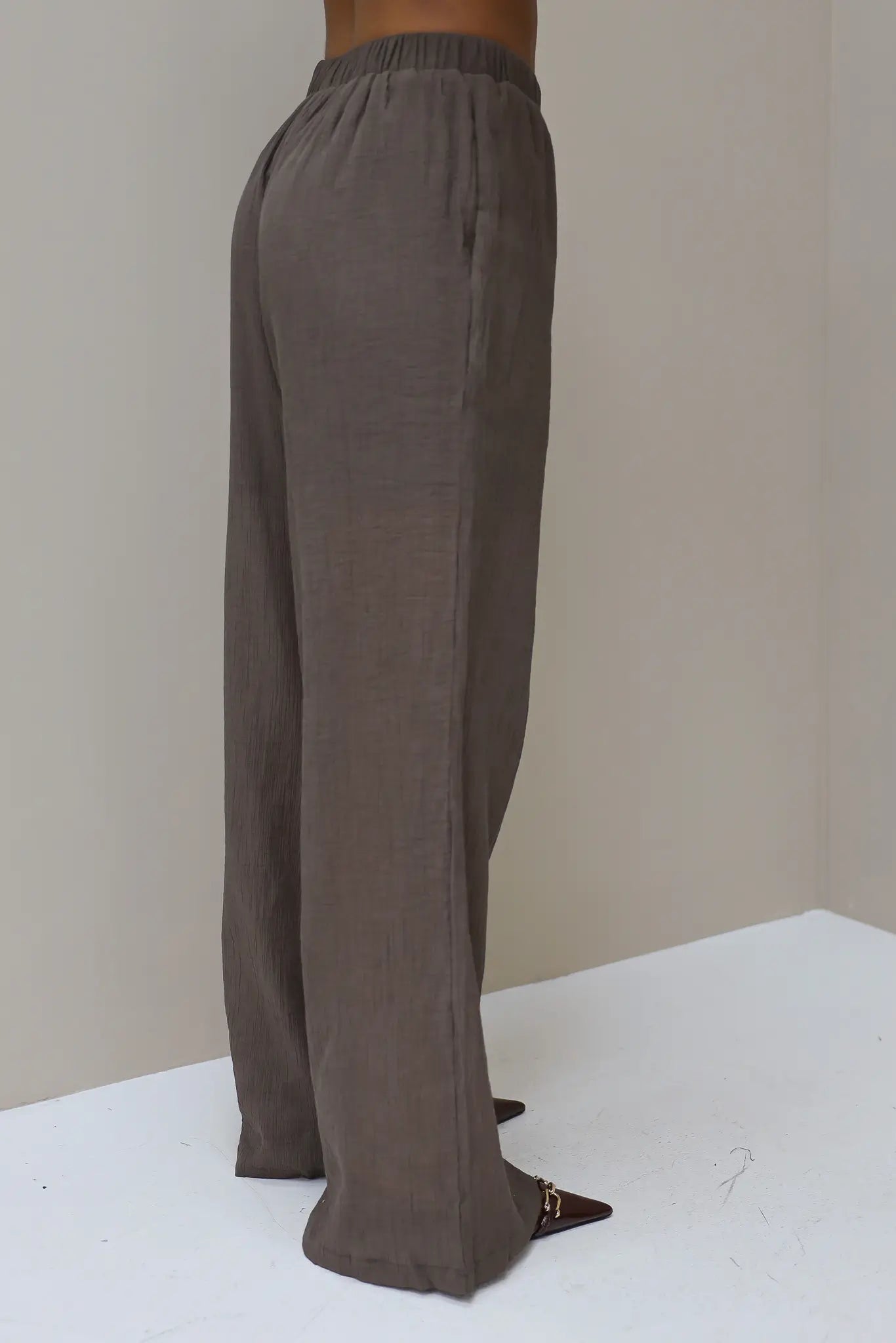 Losse rechte pantalon bruin dames broek structuur broek