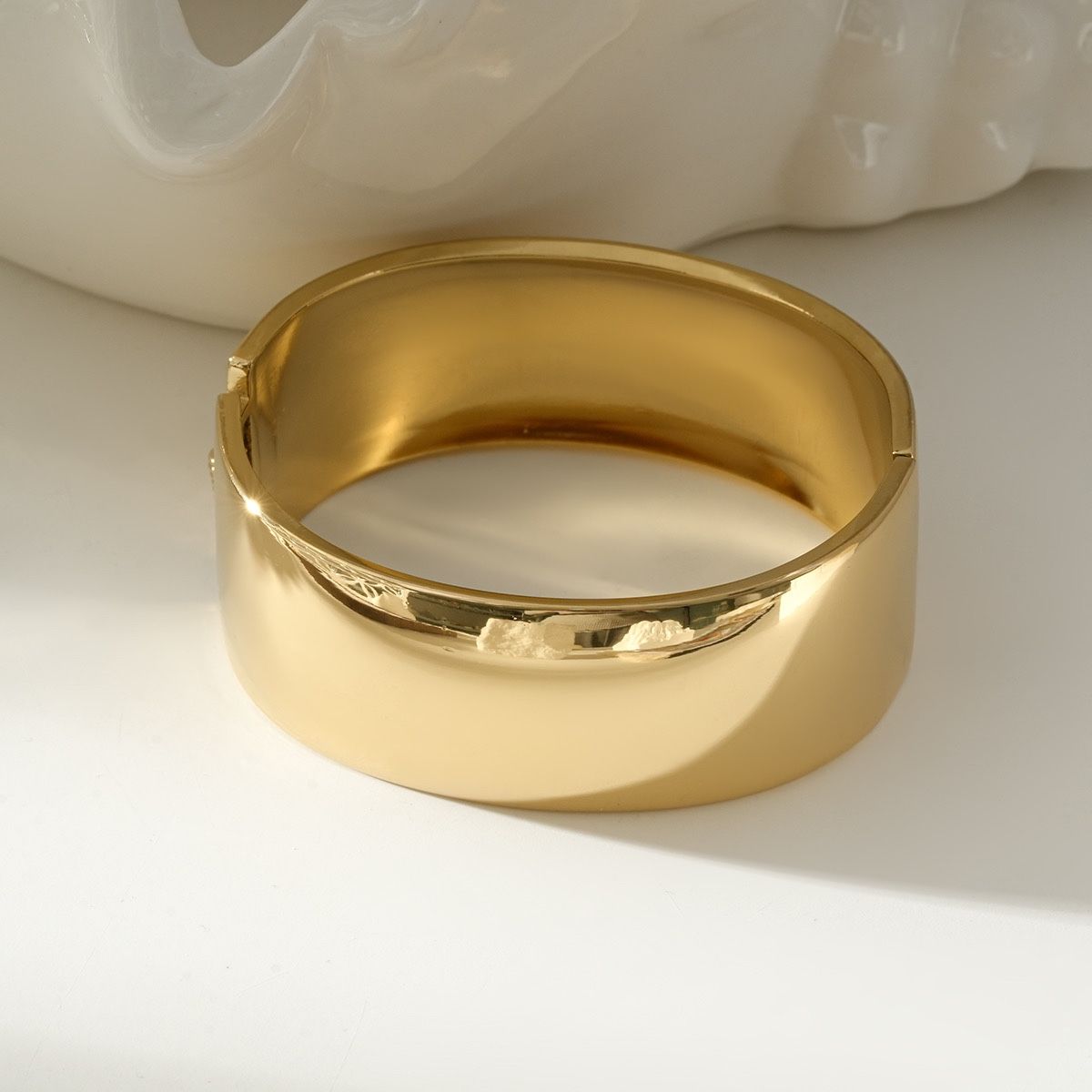 Armband Brede Bangle Goud