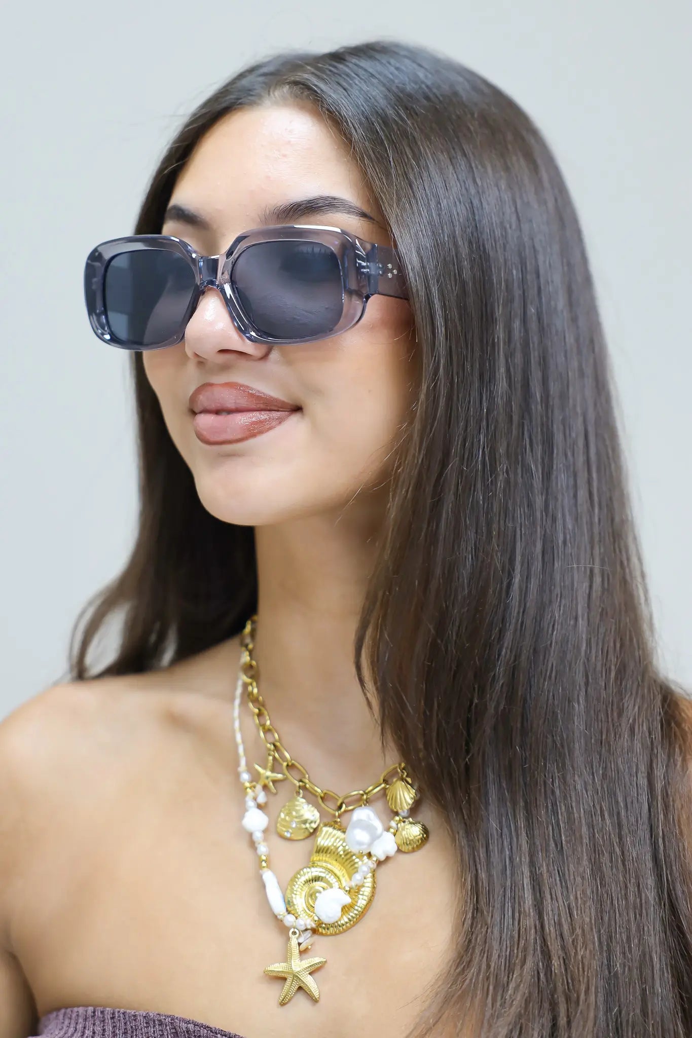 Saar Zonnebril Grijs dames zonnebril licht montuur