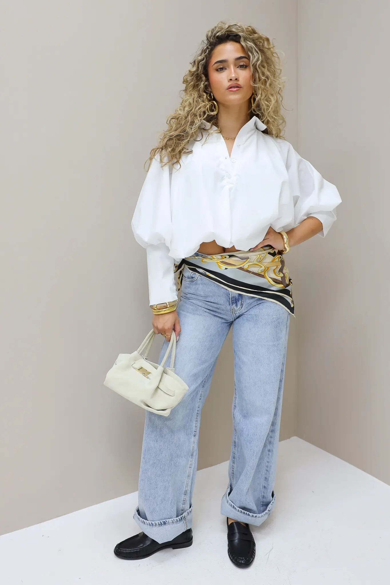 Sjaal motief taupe accessoire als riem punt sjaal voor op jeans