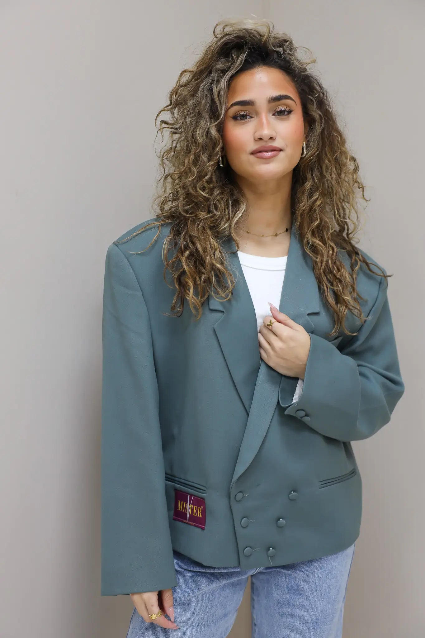 close up reworked blazer groen