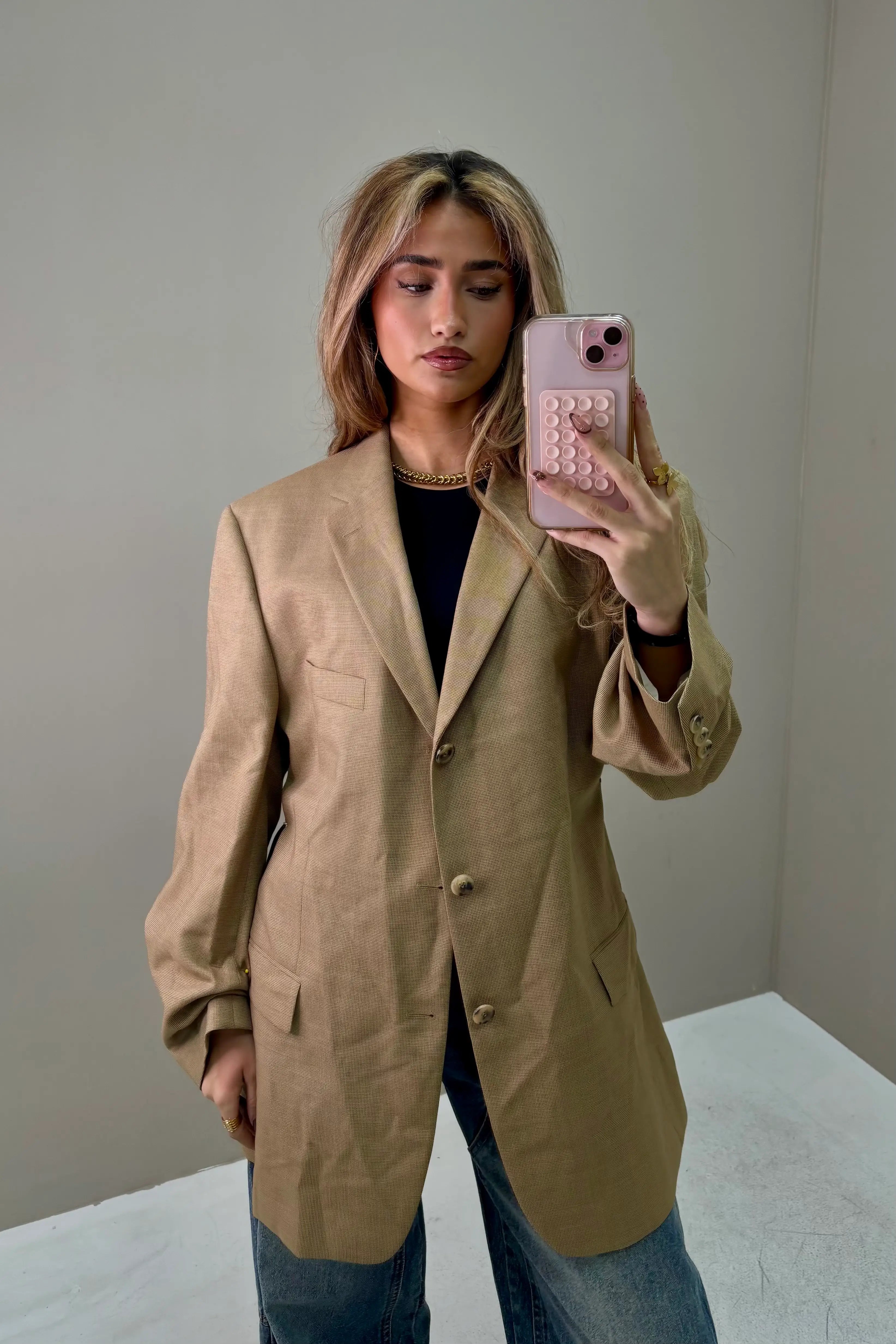 Recht van voren gedragen camel blazer met enkele knoopsluiting
