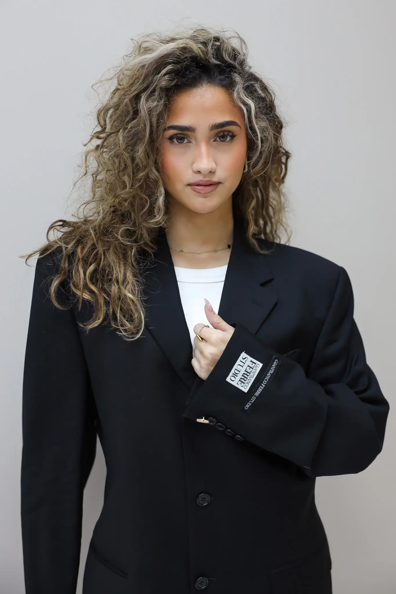 detail vintage blazer gianfranco ferre label