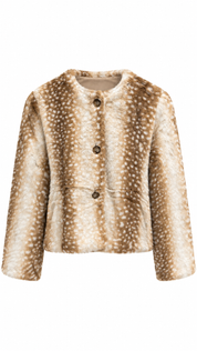 Bambi jas camel met zachte beige bruine hertenprint witte stippen ronde hals en knoopsluiting op witte achtergrond