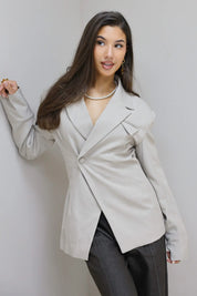 beige getailleerde dames blazer smalle strakke blazer