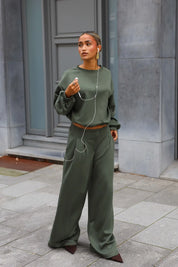 Comfy groene dames set met korte sweater en lange broek