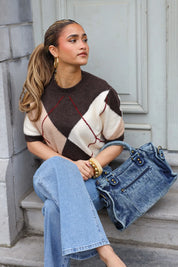 Denim schoudertas jeans blauw gedragen over de schouder