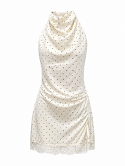 Beige polka dot jurk met kanten detail en aansluitende pasvorm dames Ladylike Fashion
