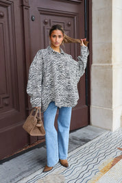 oversized denim blouse zebra gecombineerd met jeans